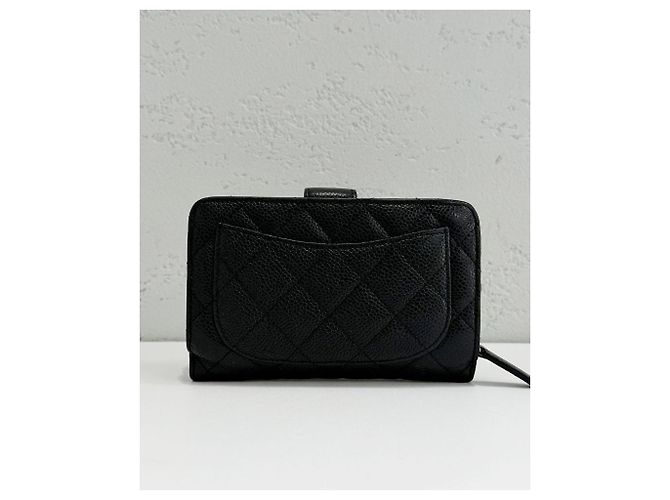 Chanel Caviar Small Wallet Serie mit Goldrand - Ansicht 5