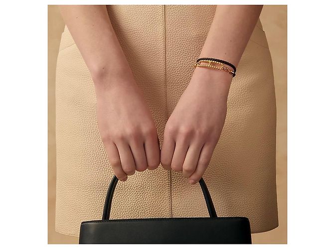 Hermès Bracciale Roulis Double Tour da donna in pelle Gold Noir - vista 3