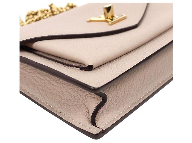 Louis Vuitton Pochette Crossbody My Lockme Chain Dark Beige - vista 6