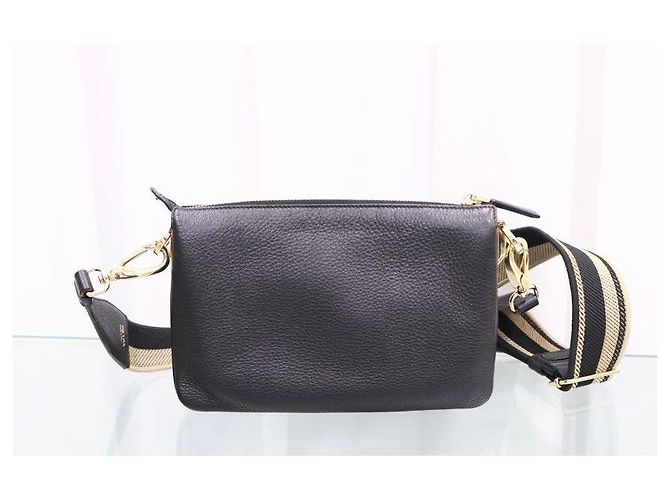 Prada Borsa a tracolla in pelle con logo triangolare dorato - vista 3
