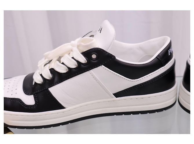 Prada Sneakers Downtown in pelle - vista 4