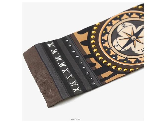 Louis Vuitton Sciarpa World Silk Brown - vista 5