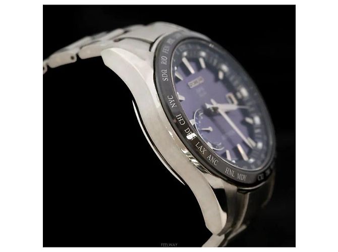 Seiko Astron Titanium Blue Dial - Ansicht 3