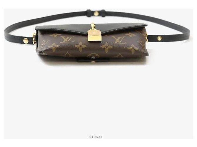 Balenciaga Borsa crossbody Monogram Black con lucchetto sulla tracolla - vista 4