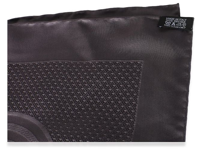 Hermès Quadrige Seidentuch Slate Purple 90 - Ansicht 2
