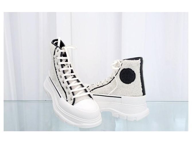 Alexander Mcqueen Sneakers Shearling Tread Slick - vista 2