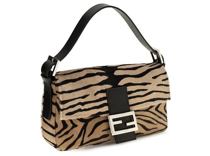 Fendi Borsa a tracolla Bos Taurus in pelle di vitello beige - vista 2
