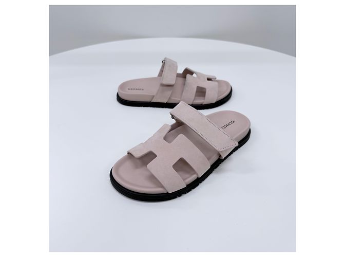 Hermès Sandali e Pantofole in Camoscio Rosa - vista 3