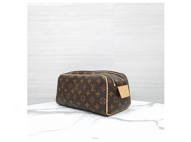Louis Vuitton Necessaire Monogram - vista 2