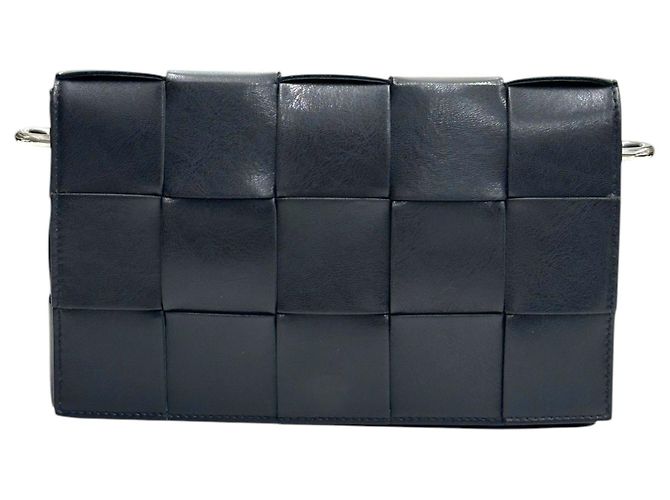 Bottega Veneta Pouch Cassette Medium in Intrecciato - vista 2