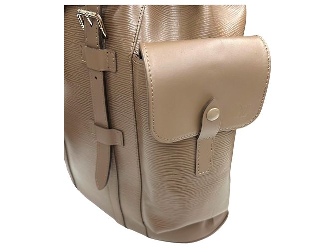 Sac à dos Louis Vuitton Christopher en cuir doré - vue 10