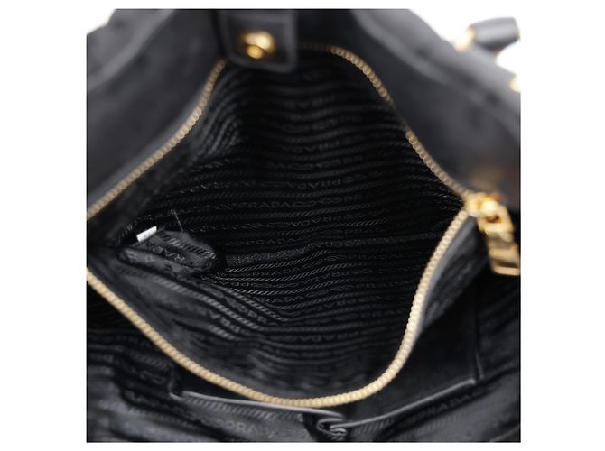 Tote Prada Borsa a spalla e mano Gofre Black Gold Hardware - vista 24