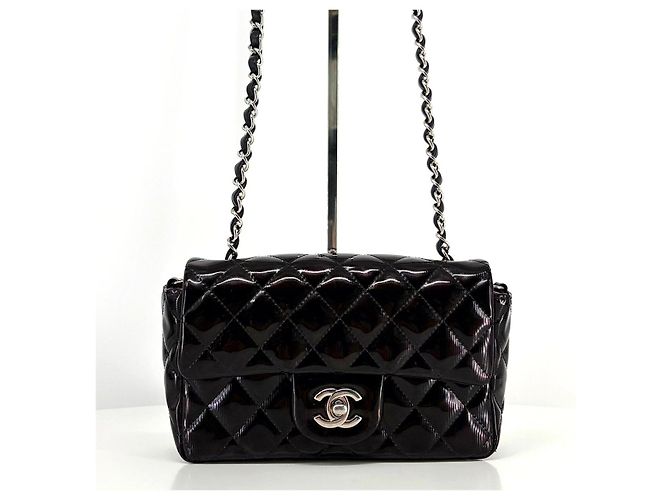 Chanel Borsa a tracolla e spalla con patta in vernice e catena - vista 3