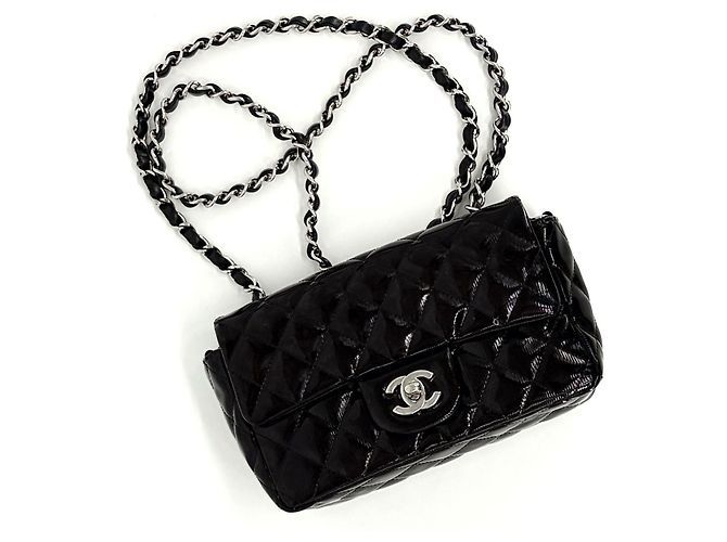 Chanel Borsa a tracolla e spalla con patta in vernice e catena - vista 4