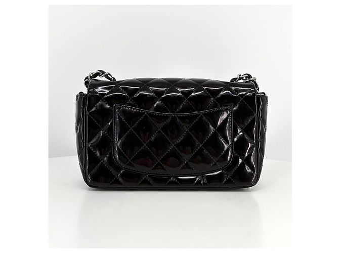 Chanel Borsa a tracolla e spalla con patta in vernice e catena - vista 5