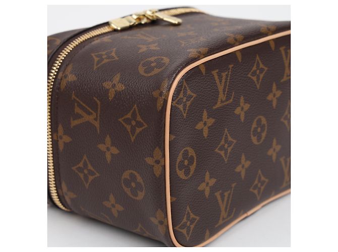 Louis Vuitton Mini Beauty Case Monogram - vista 11