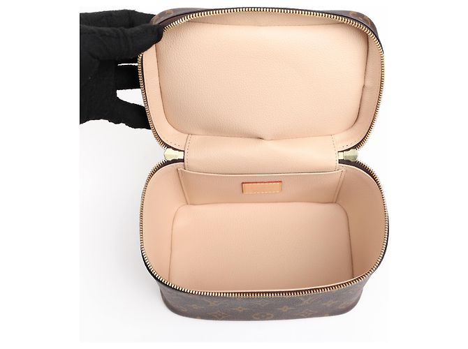 Louis Vuitton Mini Beauty Case Monogram - vista 13