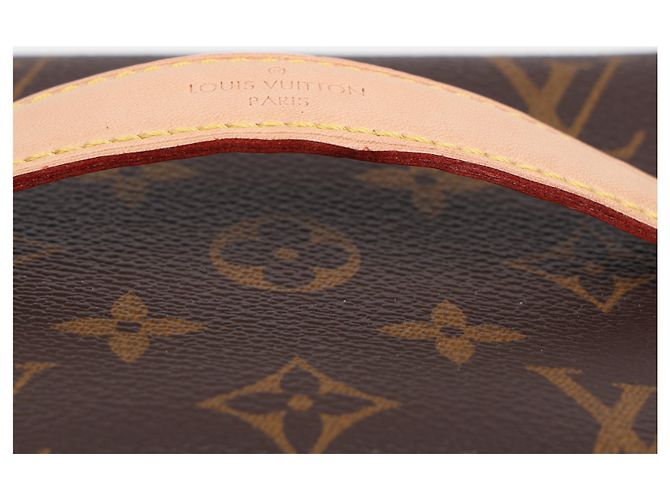 Louis Vuitton Mini Beauty Case Monogram - vista 8