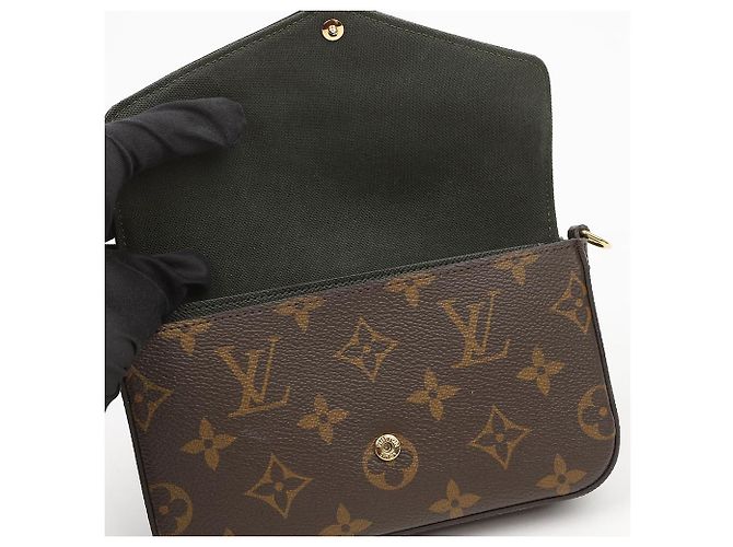 Louis Vuitton Borsa a tracolla Felicity Strap and Go Monogram Canvas Khaki Green - vista 7