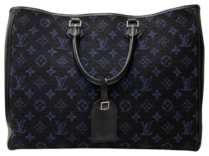 Louis Vuitton Monogram Jacquard Grand Sac Tote Bag - vista 8