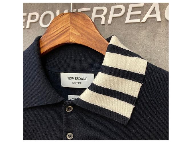 Thom Browne Diagonal Langarm-Strick mit Kragen in Navy - Ansicht 5