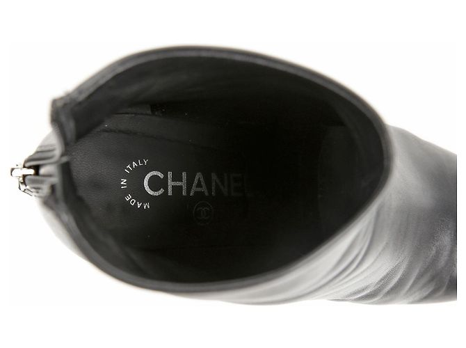 Botines Chanel de piel de cordero marrón - vista 14