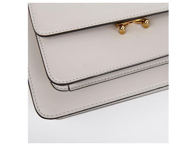 Marni Borsa a tracolla e crossbody Trunk in pelle Medium Grigio - vista 7