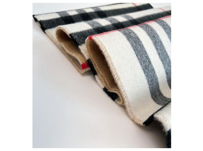 Burberry Contrast Check Kaschmirschal - Ansicht 27