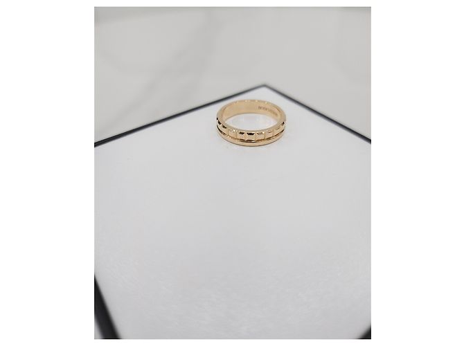 Boucheron Quatre Radiant Edition Pink Gold Size - vista 2