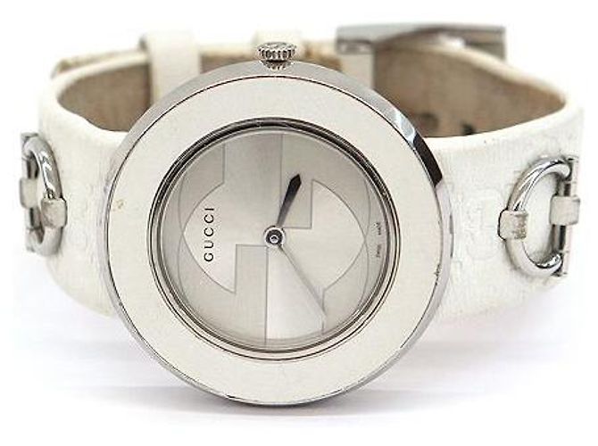 Gucci Relógio prateado em couro branco - view 2