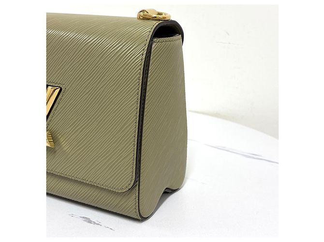 Louis Vuitton Borsa a spalla e crossbody Twist Chain - vista 11