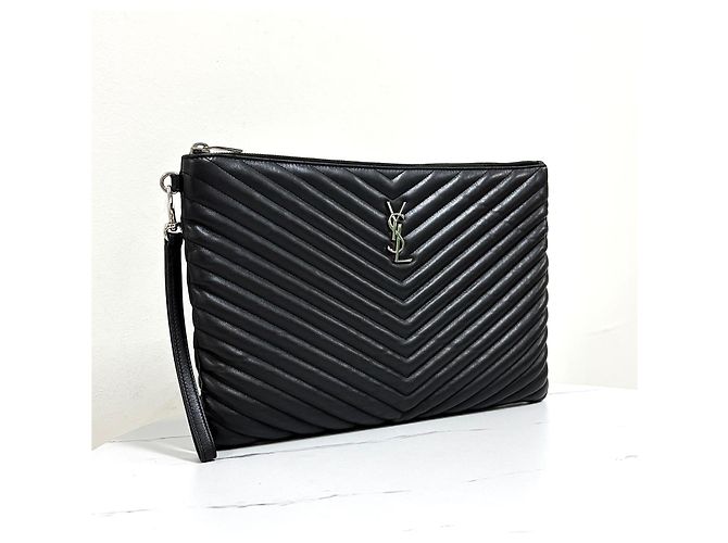 Autre Marque Clutch Monogram Matelassé Black - vista 2