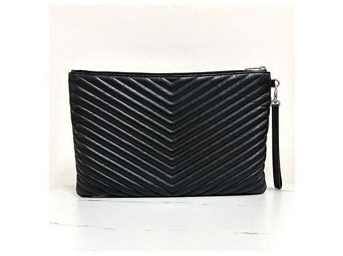 Autre Marque Clutch Monogram Matelassé Black - vista 3