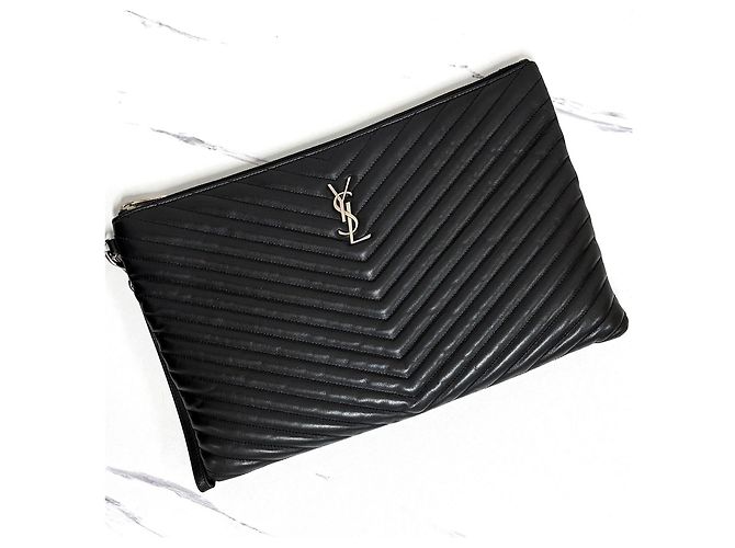 Autre Marque Clutch Monogram Matelassé Black - vista 4
