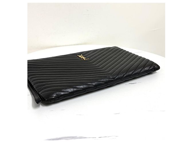 Autre Marque Clutch Monogram Matelassé Black - vista 7