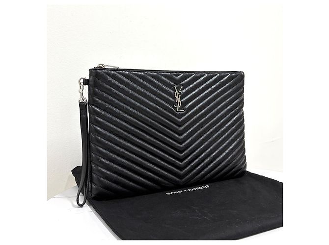 Autre Marque Clutch Monogram Matelassé Black - vista 3