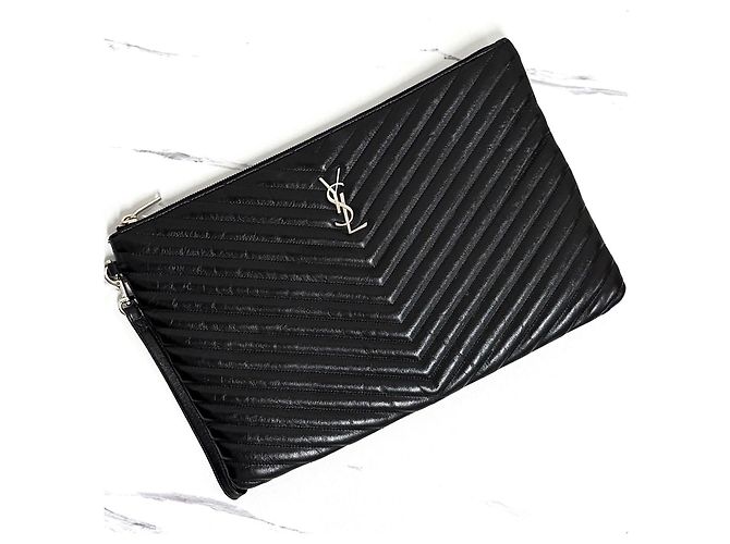 Autre Marque Clutch Monogram Matelassé Black - vista 5