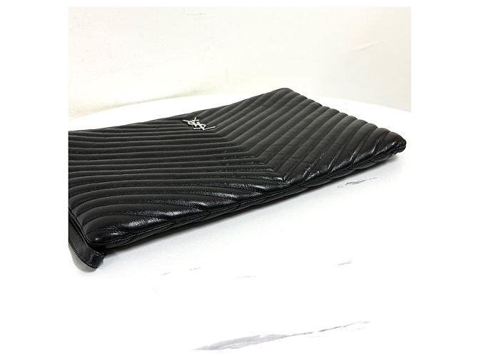 Autre Marque Clutch Monogram Matelassé Black - vista 8