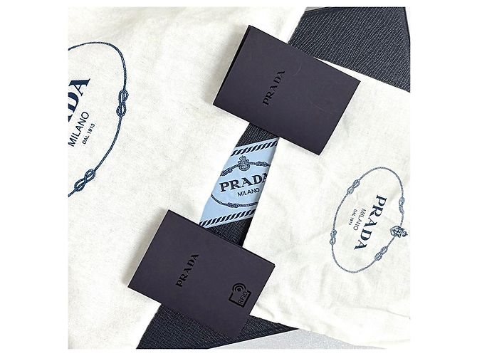 Prada Borsa a tracolla e spalla Odette in pelle Saffiano con logo triangolare - vista 17