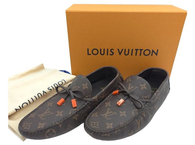 Louis Vuitton Mocassini Drivers in pelle Monogram Marrone - vista 10