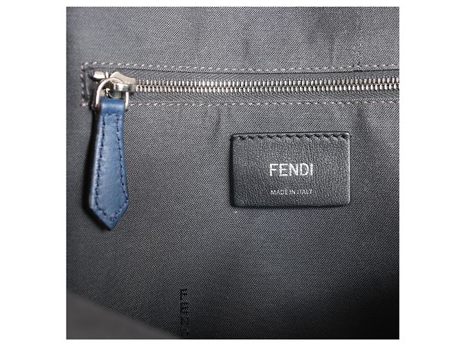 Fendi Borsa Vit Dolce Studs Leather Crossbody Bag Navy Blue 8BT281 - vista 12