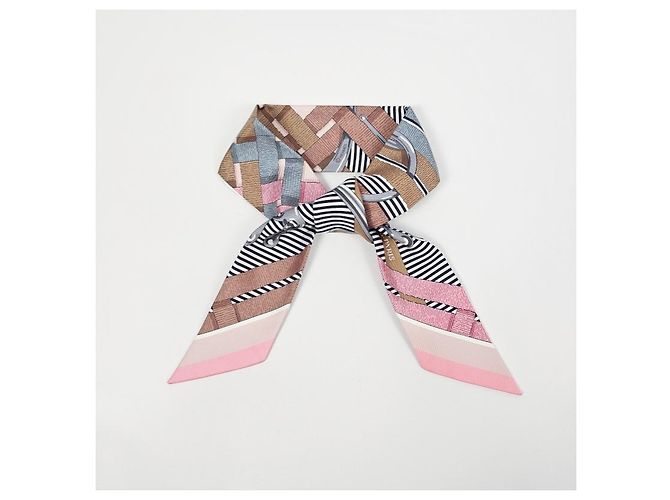 Hermès Mors Jouets Chemise Twilly Silk Women's Scarf - vista 9
