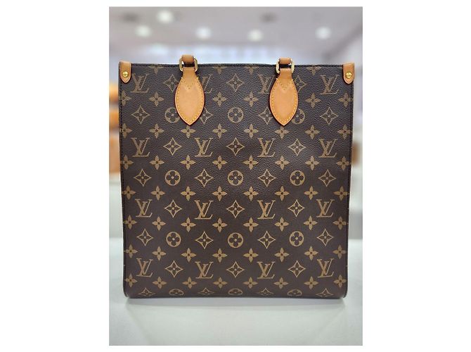 Louis Vuitton Borsa a tracolla Monogram Sac Plat PM - vista 3