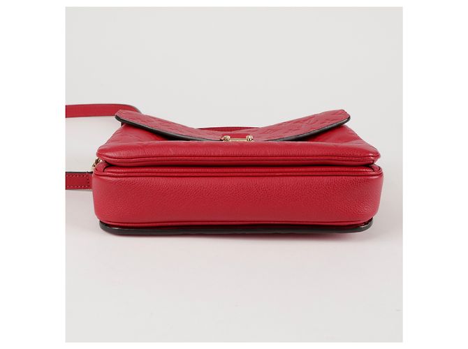 Metis Louis Vuitton Serie di borse a mano e a tracolla Pochette Métis Monogram Empreinte - vista 7