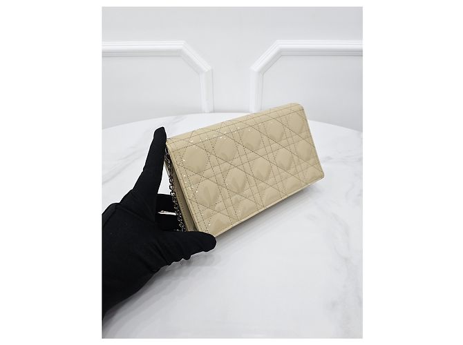 Dior Pouch a catena Lady Patent Cannage - vista 3