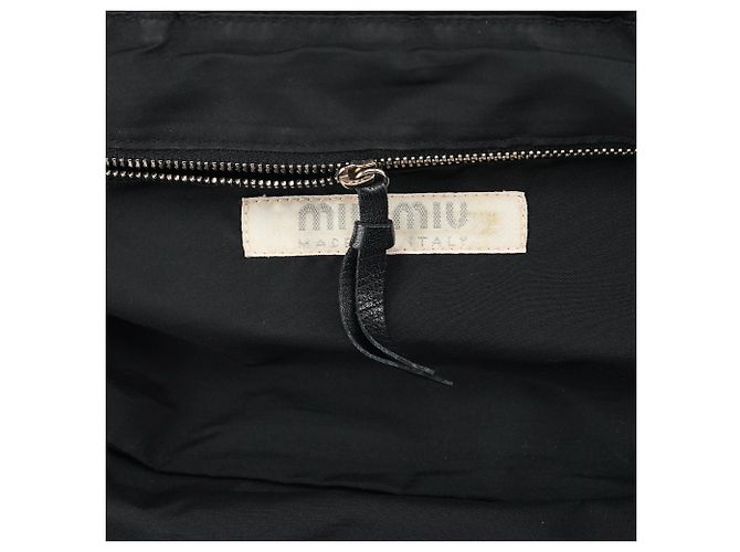Miu Miu Borsa a tracolla pochette in nylon nero - vista 12