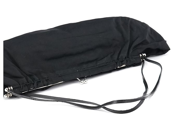 Miu Miu Borsa a tracolla pochette in nylon nero - vista 9