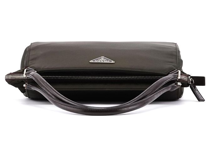 Prada Green Tessuto Chic Schultertasche - Ansicht 4