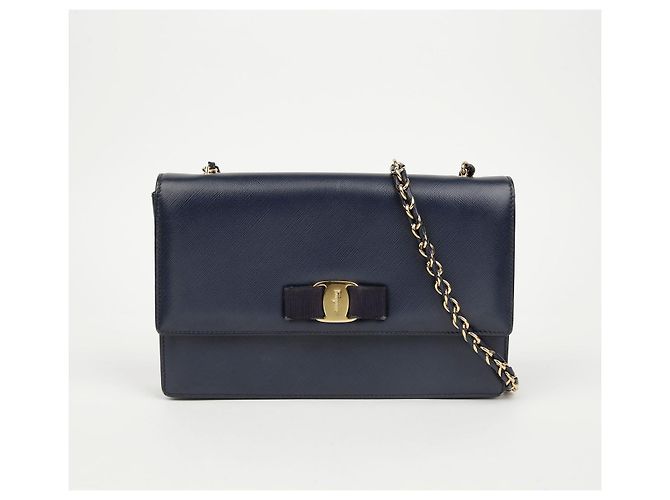 Salvatore Ferragamo Borsa a spalla e tracolla Saffiano Navy da donna - vista 2