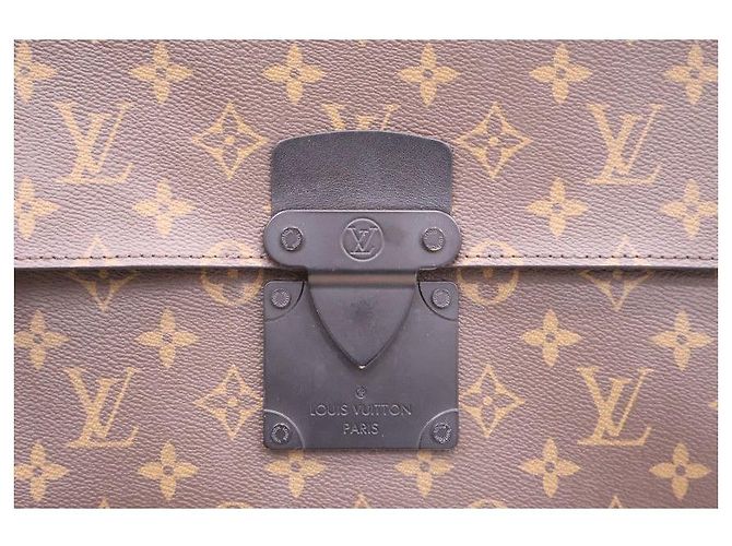 Louis Vuitton Clutch Monogram Lock Pouch - vista 14